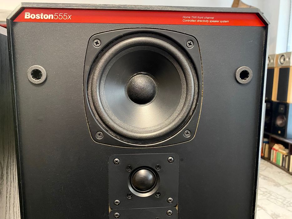 Тонколони Boston Acoustics