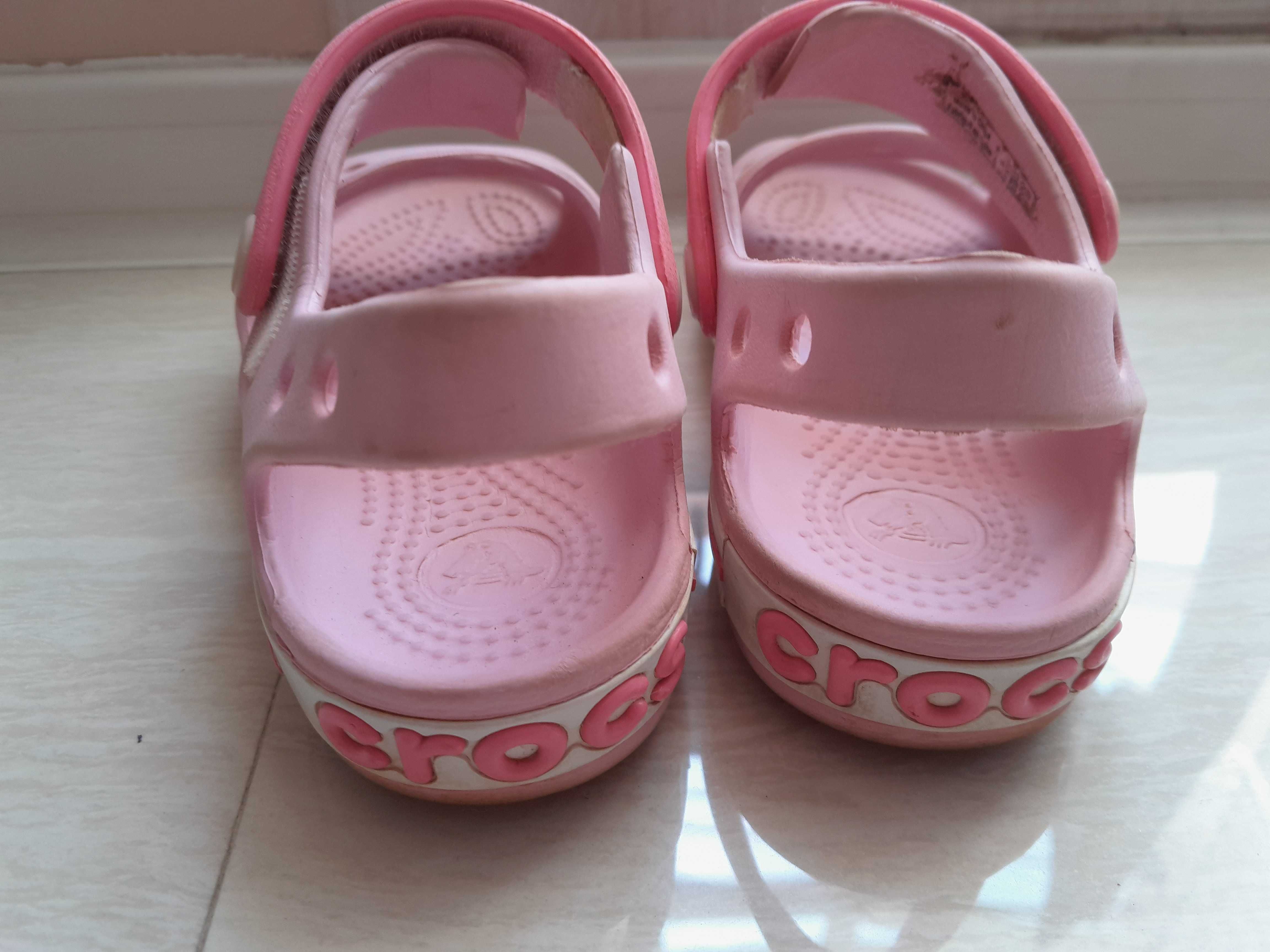 Sandale Crocs masura 24