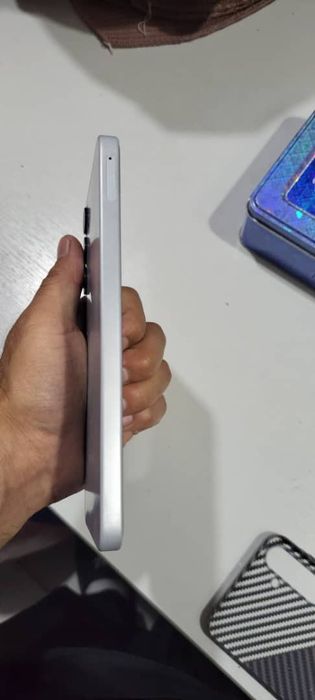 Samsung A16 1 yil kafolati bilan