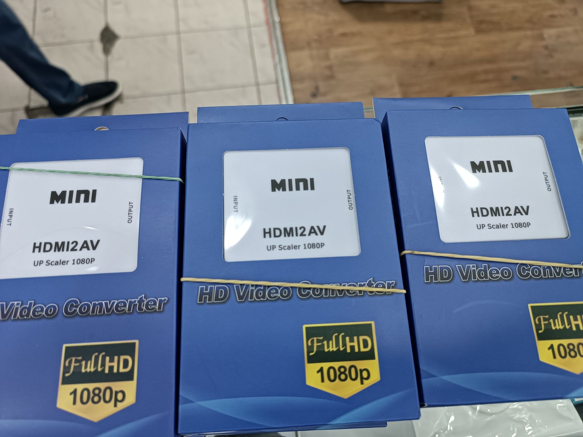 Доставка ! По Узбекистану Переходник/ конвертер HDMI>AV с питанием 5 v