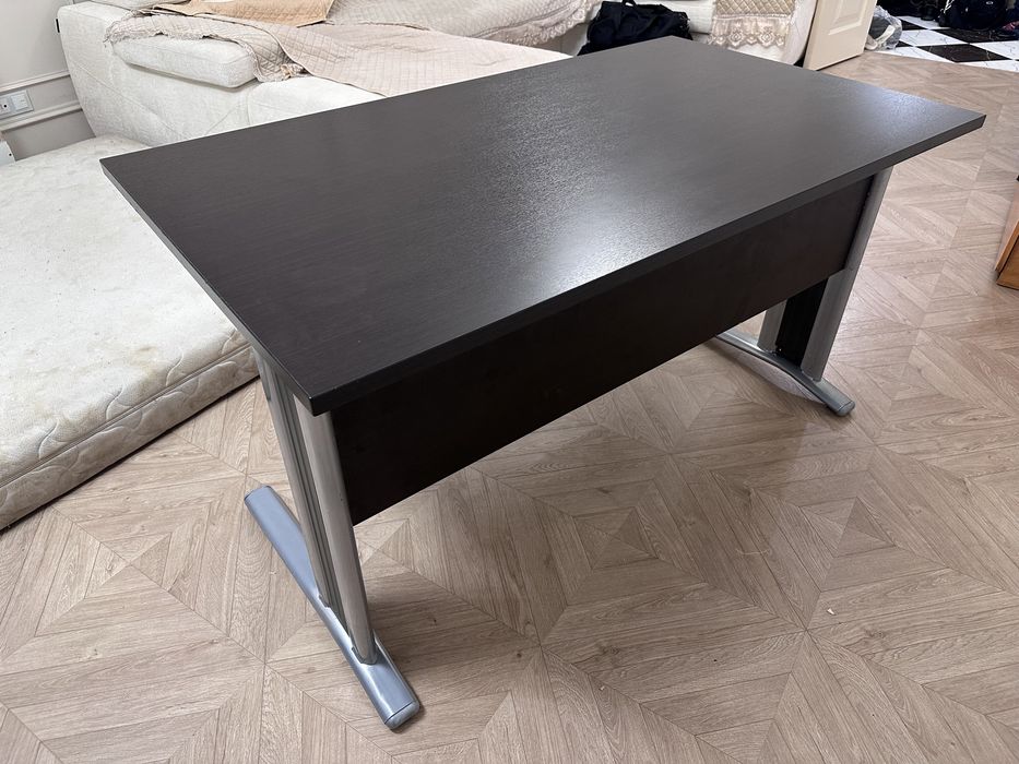 стол ученический