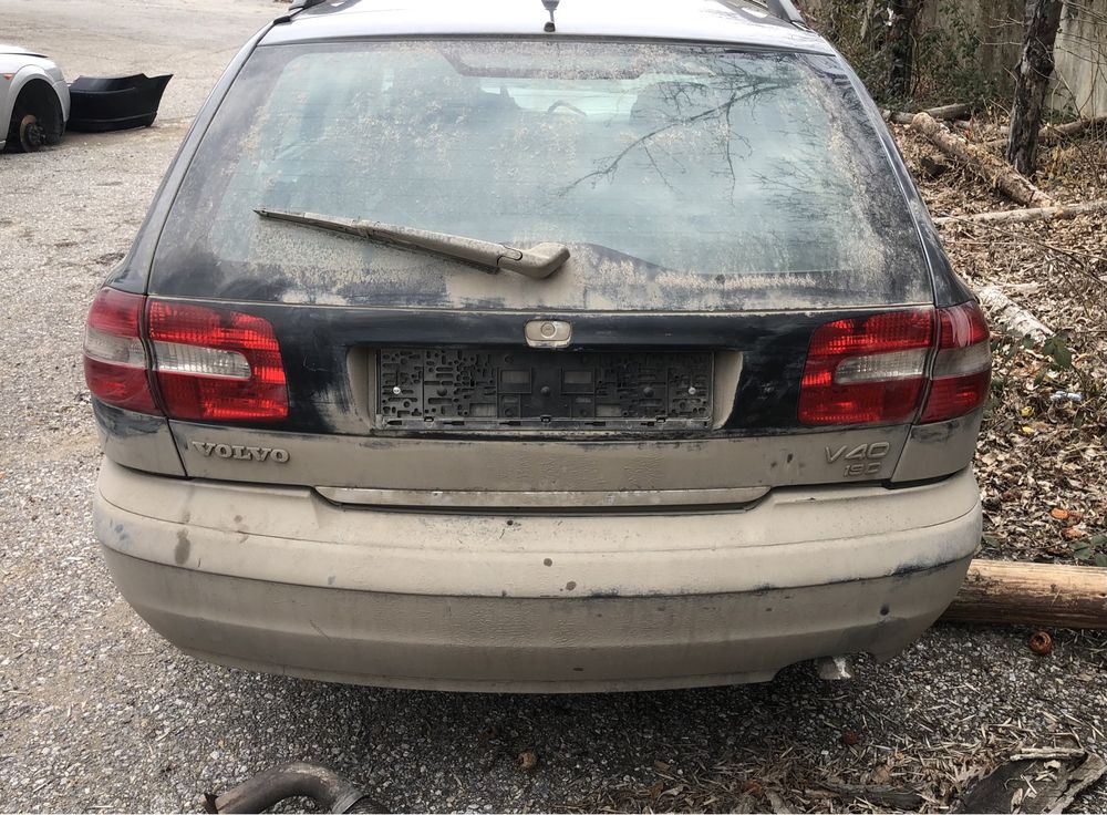 Volvo v40 1.9 d на части