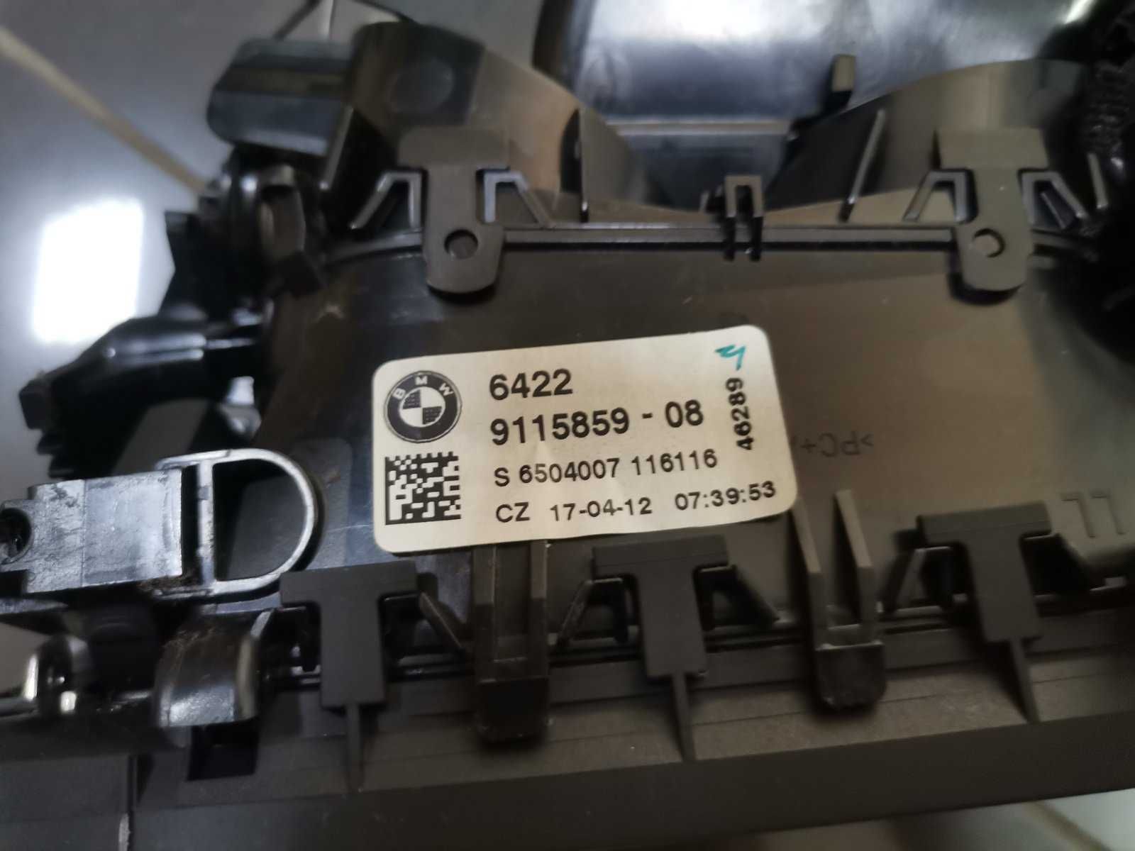 Въздуховод Табло с копче аварийни светлини BMW 7 F01 F02 F03 91/15859
