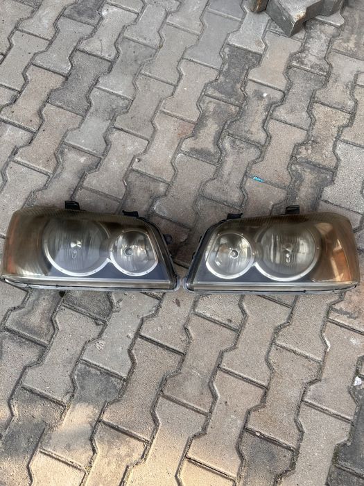 Фары Toyota Highlannder