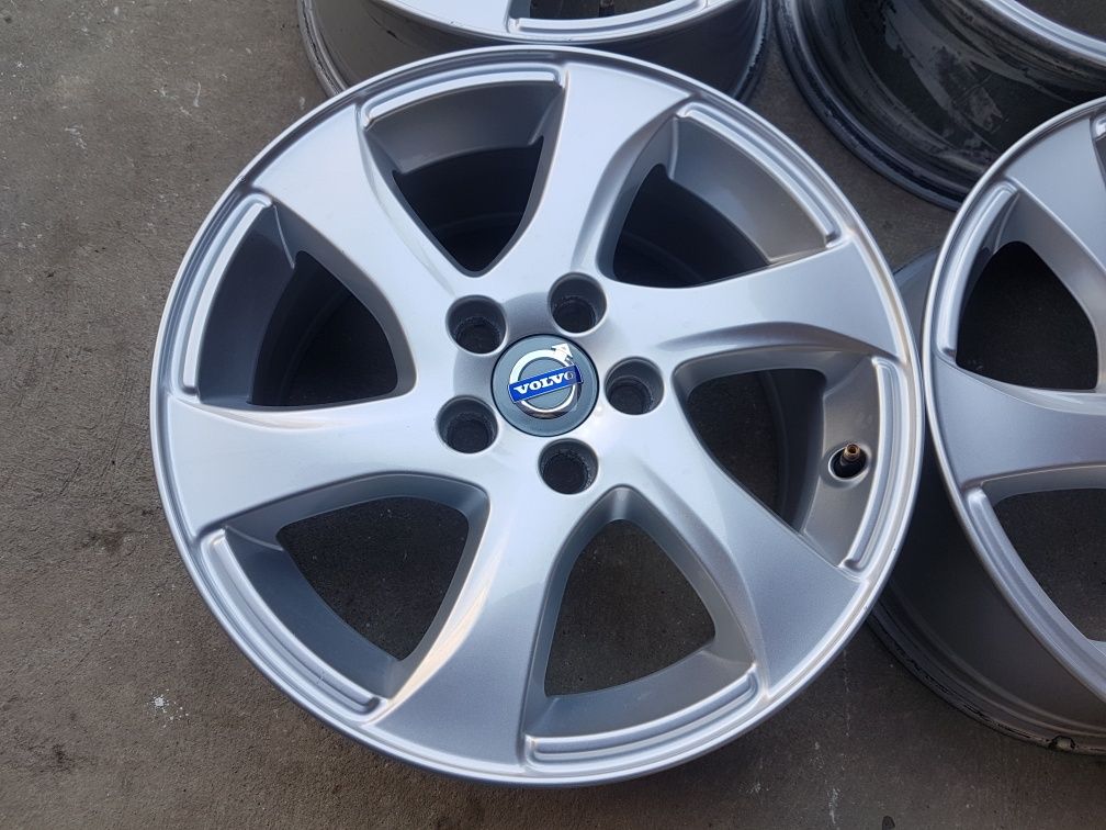 jante 16 originale volvo v40 , 5x108 , 7j et 50