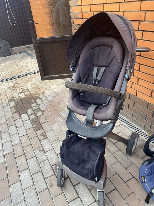 Продам коляску STOKKE   2в1