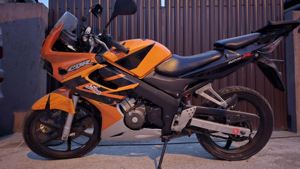 Honda cbr 125 dezmembrării