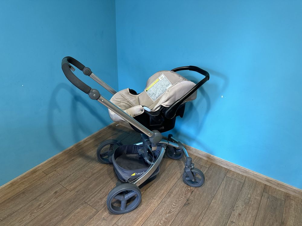 Коляска Hauck Twister Trio Set ( 3 в 1)