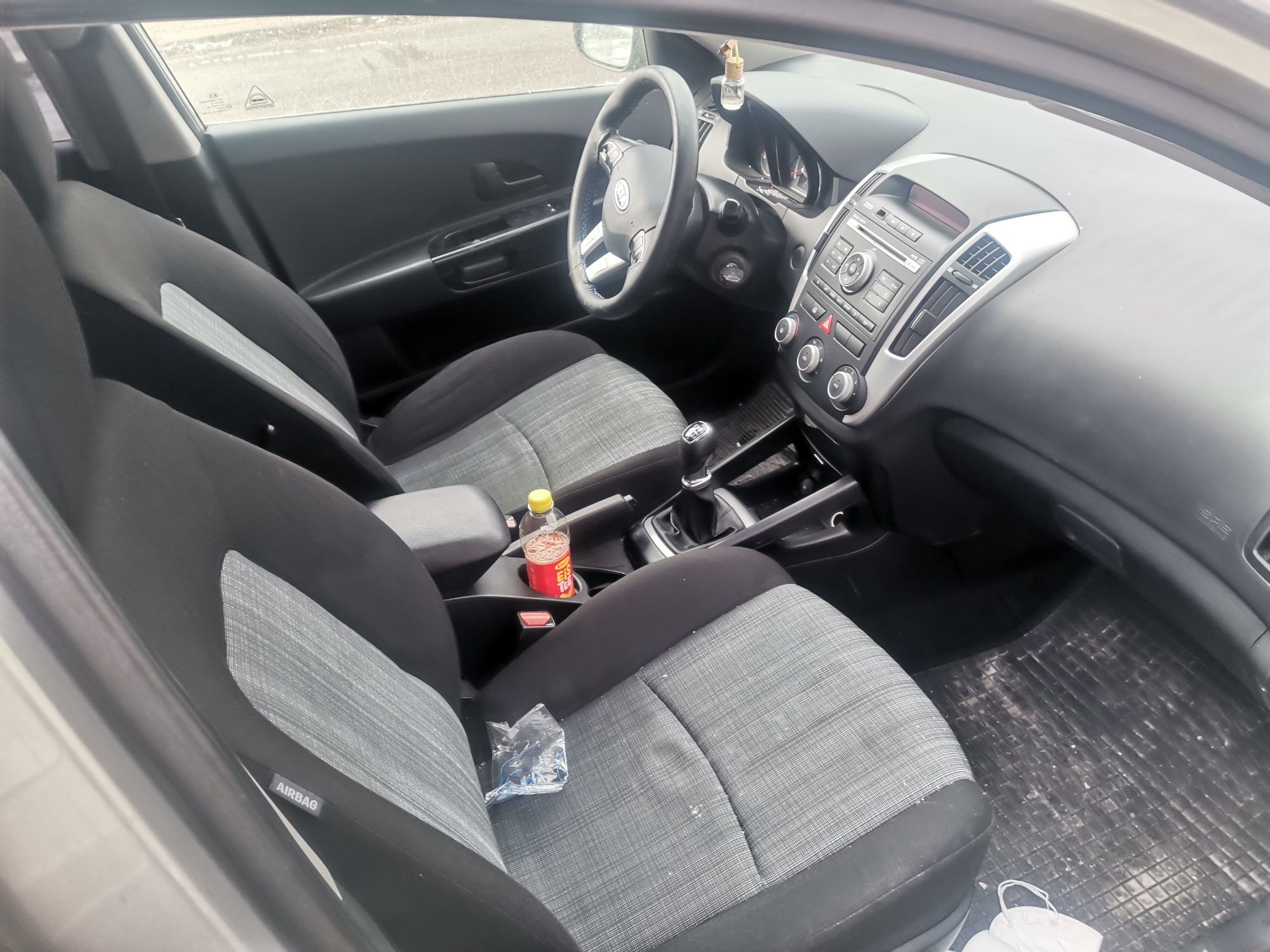 Kia ceed 2011г facelift 1.6crdi 90кс D4FB за части