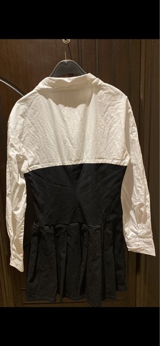 Рокля в бяло и черно