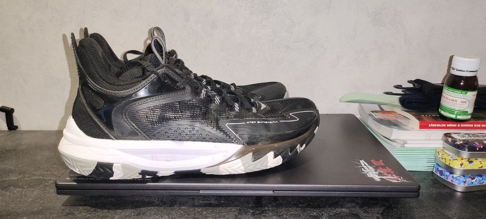 Баскетбольные кроссовки Xstep