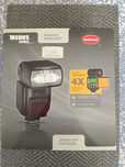 Blitz compatibil cu Nikon