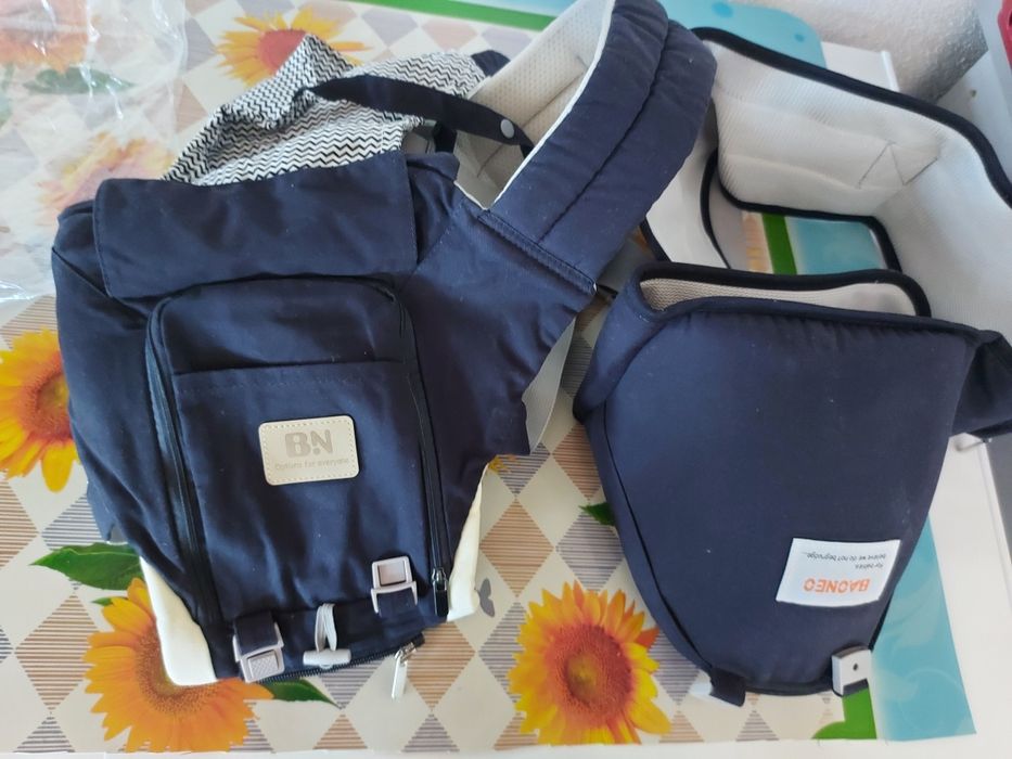 Vând Marsupiu Ergonomic cu Scaunel