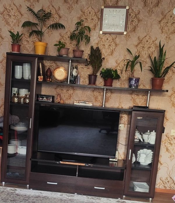 Подставка для телевизора