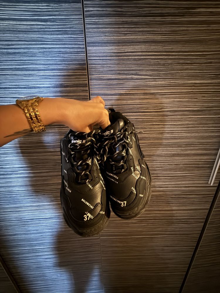 Оригинални обувки Balenciaga