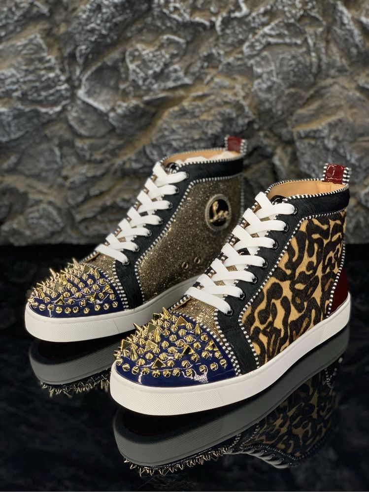 Christian Louboutin toate marimile disponibile!