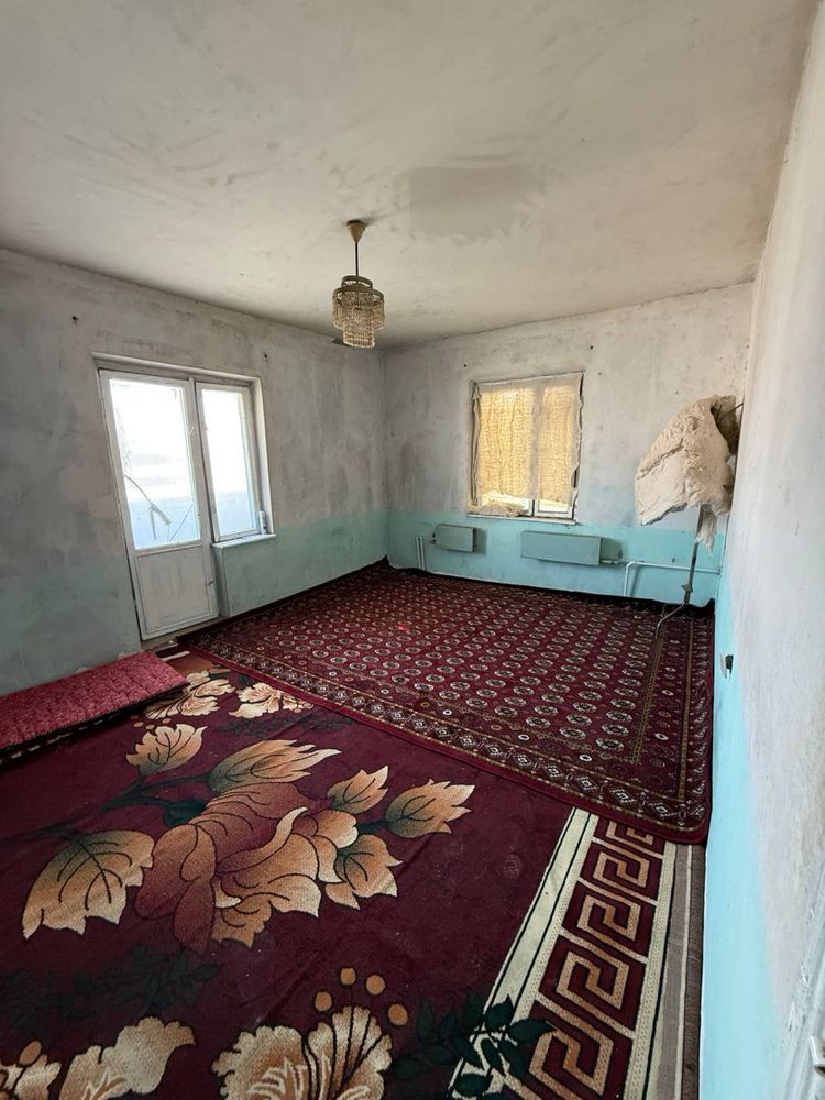 Продается 1 ком. Квартира площадью 45 кв.м. В Саттепо ор. 24 школа