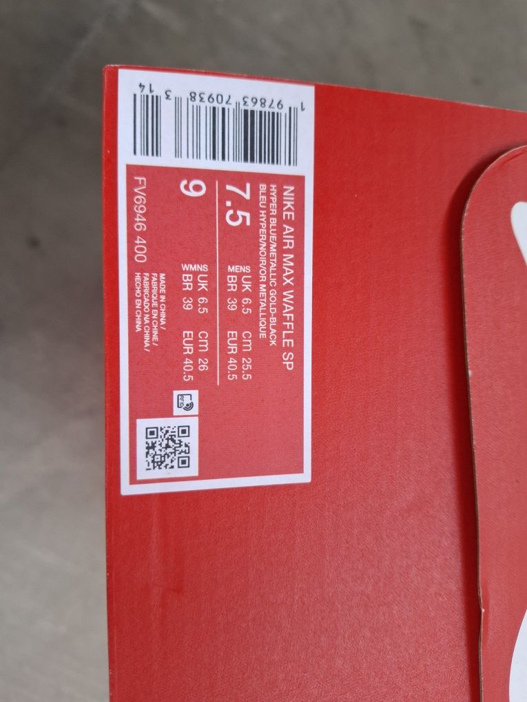 NIKE Air Max Waffle SP