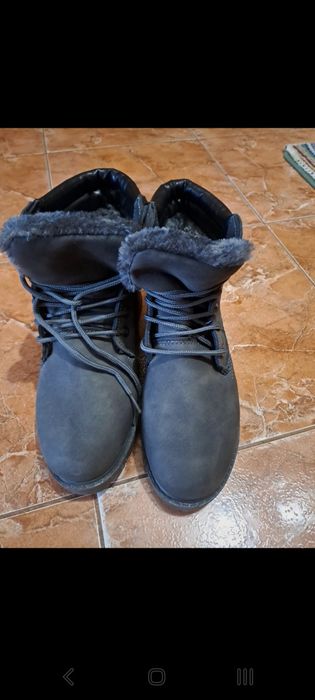 Ghete îmblănite noi