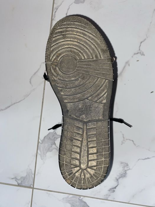 Air Jordan 1 Retro High OG Black Toe îmblăniti pt Iarna