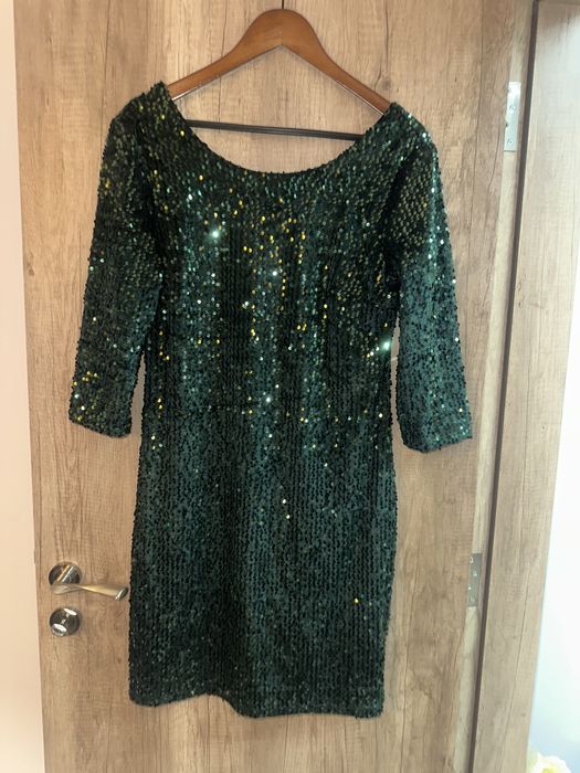 Рокля за предстоящите празници-Л размер