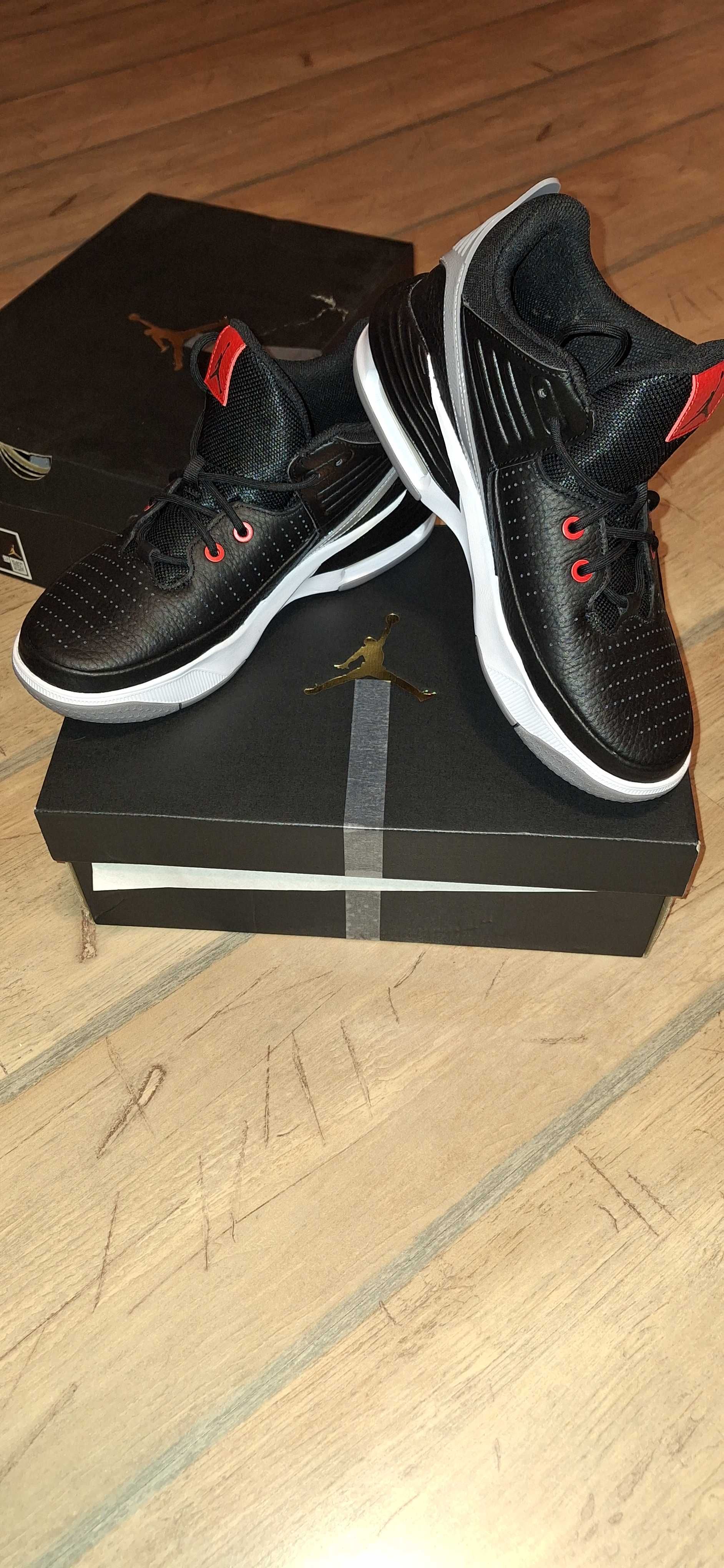 Jordan Max Aura 5