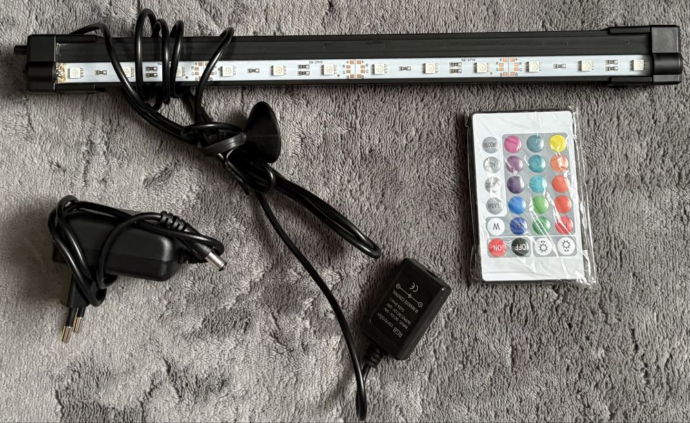 Lampă LED cu oxigenare