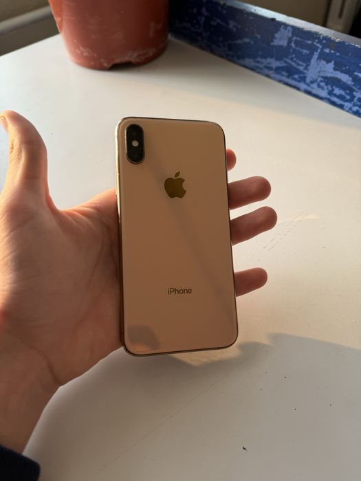 Iphone xs gold face bor