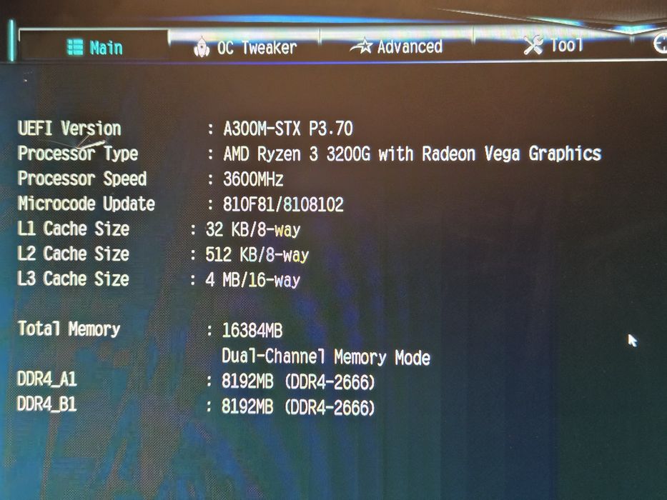 AMD Ryzen 5 3200G 16 gb DDR4 ssd 256 gb