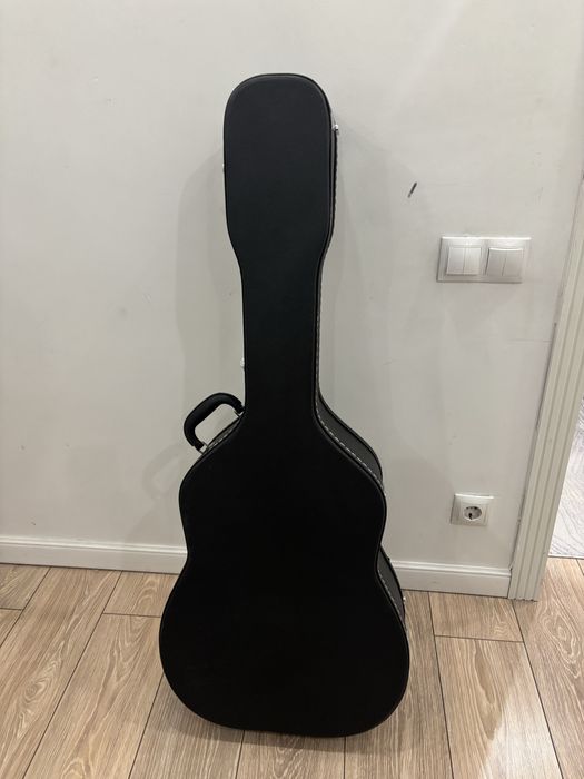 Чемодан кейс чехол для гитары