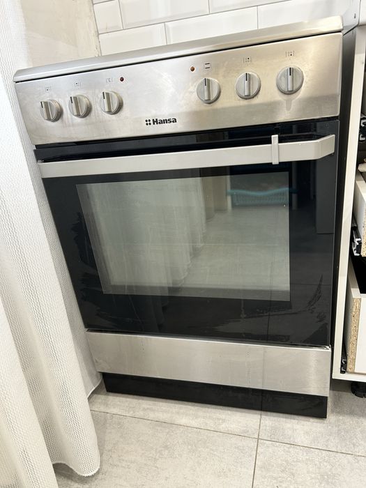 Электропечь Hansa