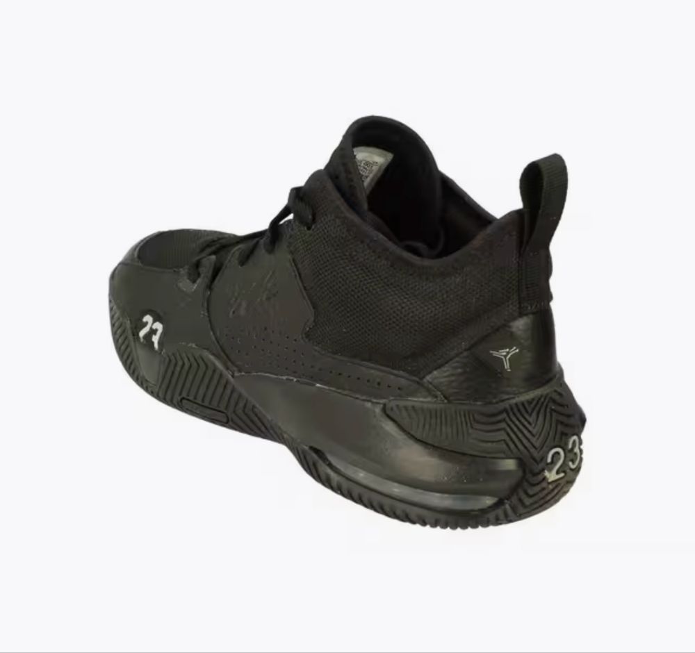 Чисто нови маратонки Jordan Stay Loyal 2