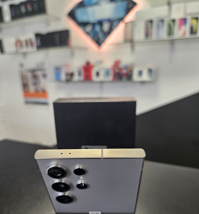 Samsung S24 Ultra / Titanium Gray / 512 GB / Delux Area GSM