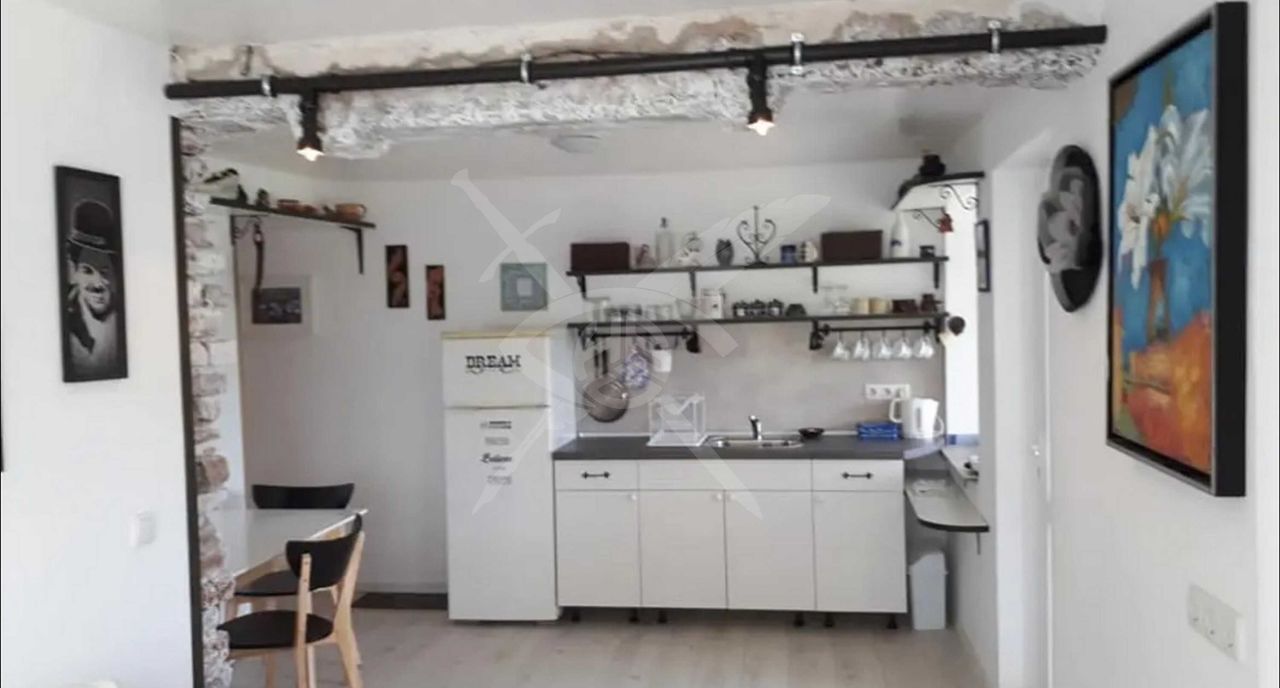 Продава се Къща в Годеч - 100 кв.м за 1340 €/кв.м - Снимка #2