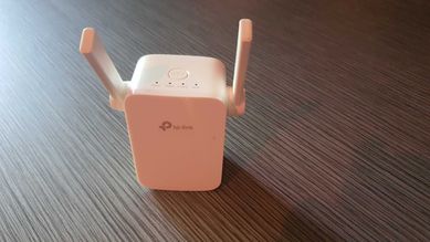 Удължител на обхват TP-LINK RE205, AC750 WiFi Range Extender