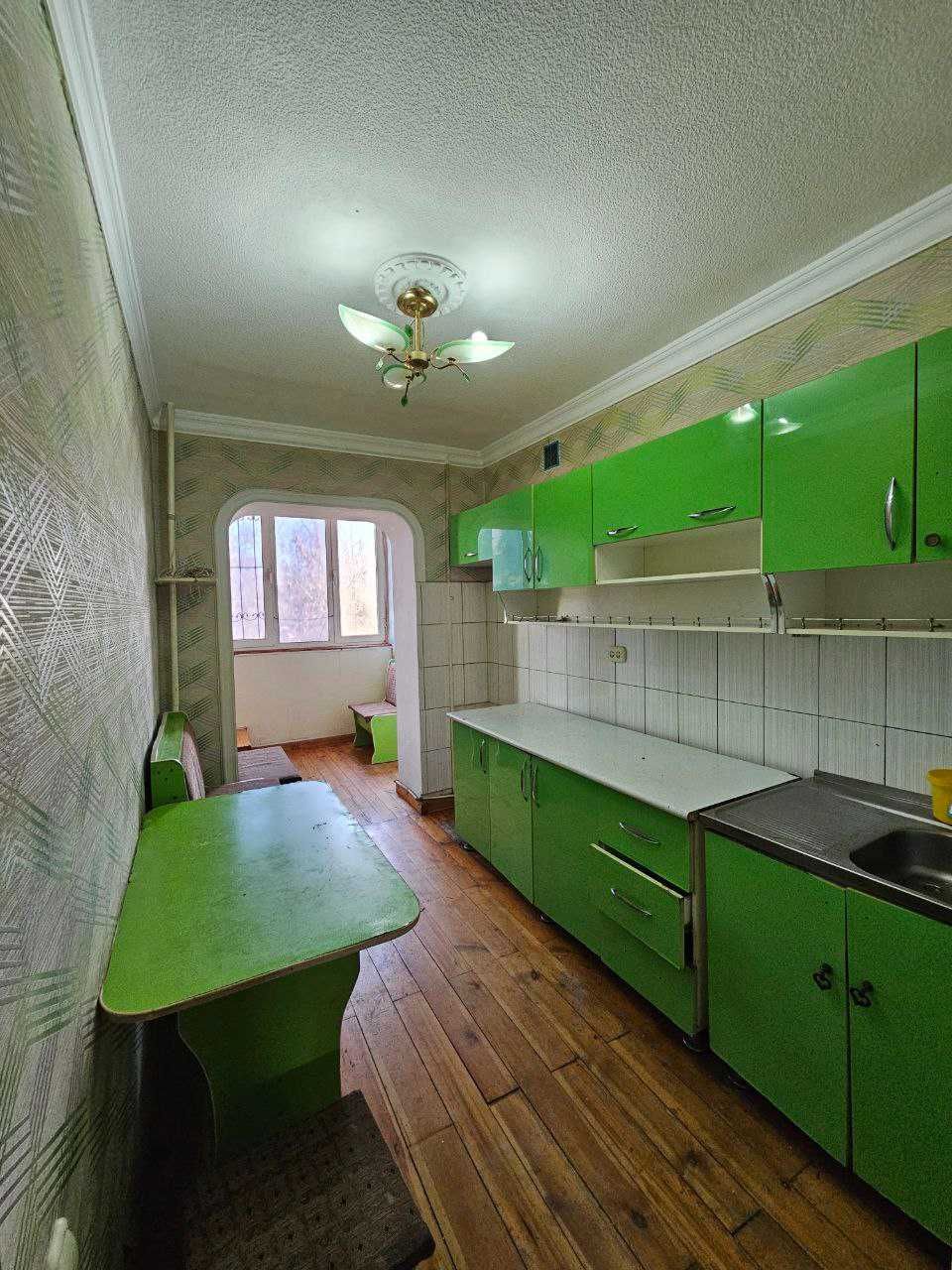 СРОЧНО! Продается 3-комнатная квартира в микрорайоне 77-серия
