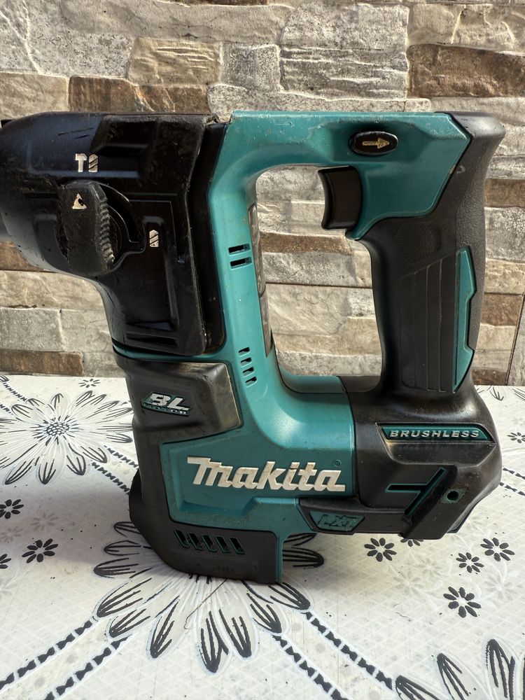 Акумулаторен перфоратор Makita