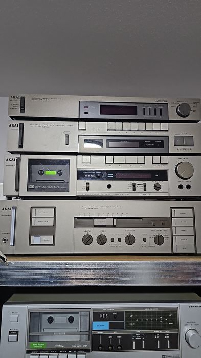 Linie Akai din 4