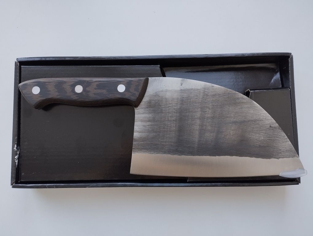 Сербский нож из кованой стали.
