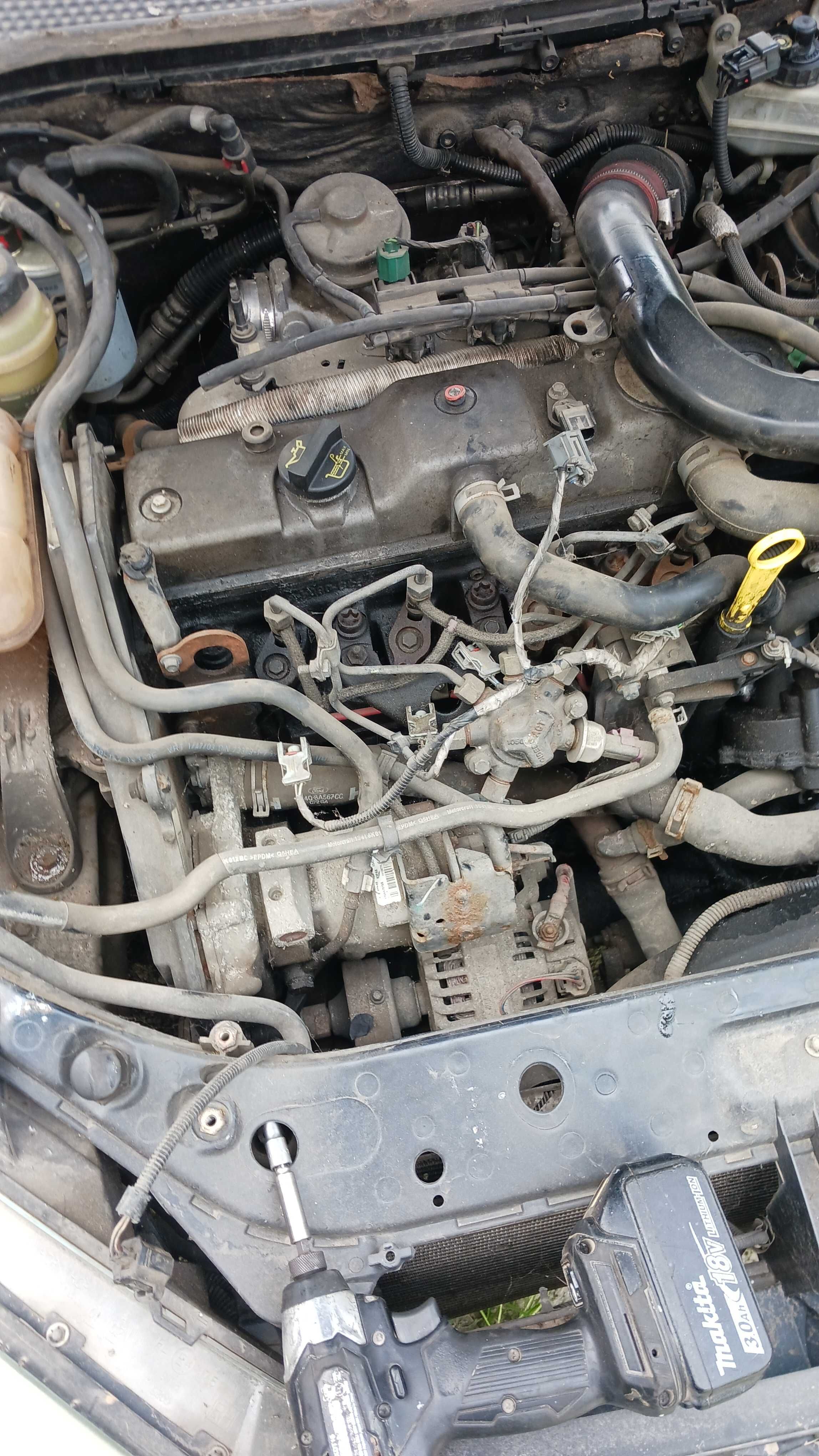 dezmembrez ford focus 1 break  2004 1.8 tdci 115cp