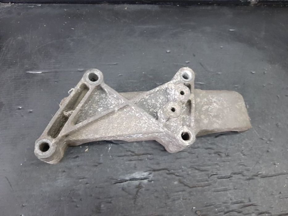 suport motor renault master 2  2.5dci  g9u 8200213875