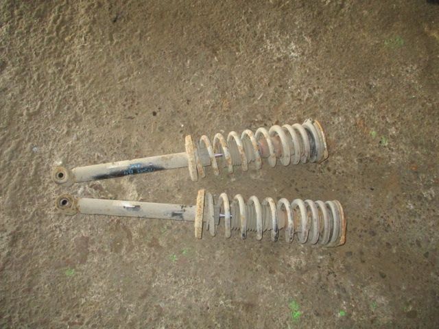 Amortizoare telescoape arcuri flanse spate Vw Passat B4 intermediar
