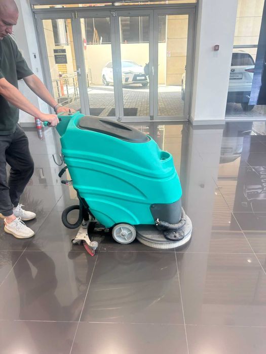 Сдам в аренду поломоечную машину Lavamatic