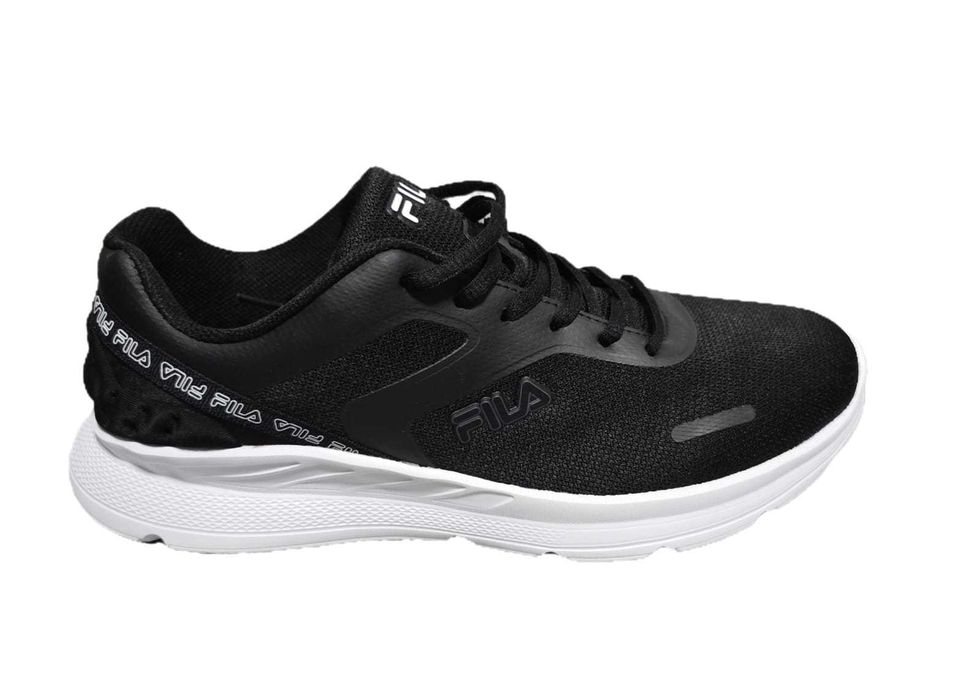 Adidași FILA Beam – ca noi, purtați o singură dată • Mărimea 43