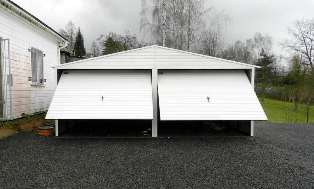 Vând garaje auto si foisoare