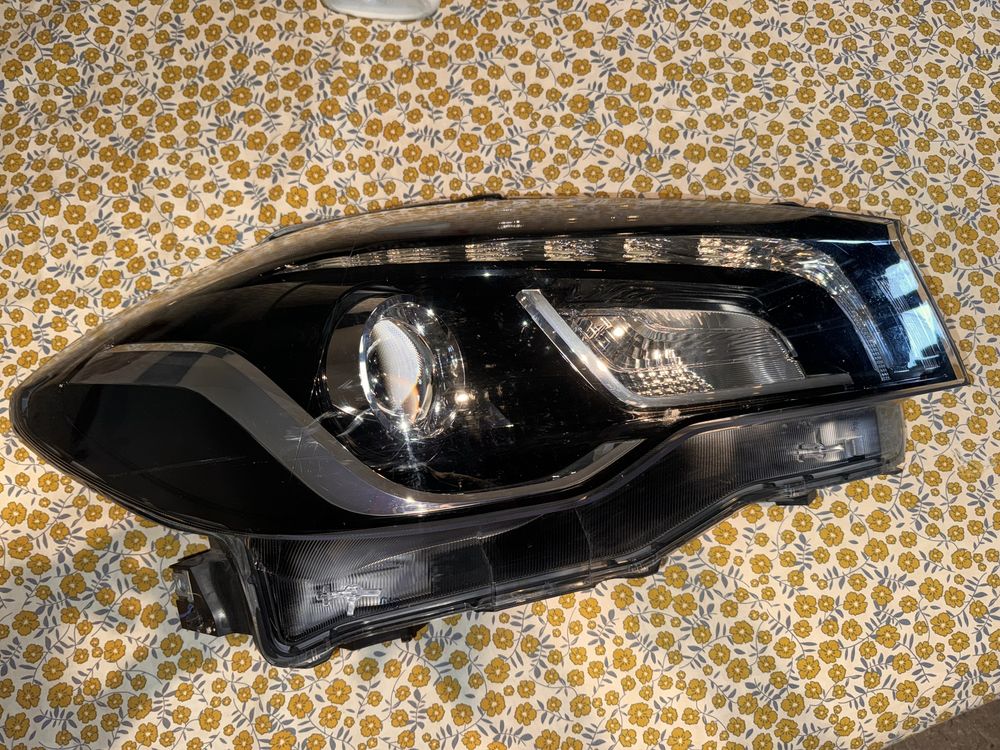 Far LED dreapta Suzuki SX 4 S Cross