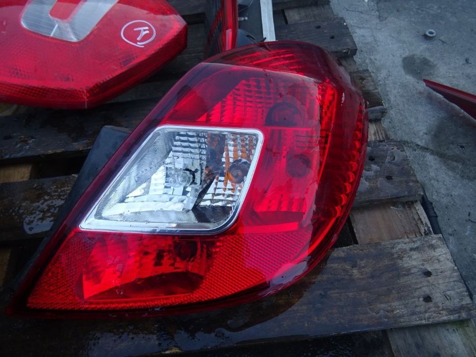 Stop dreapta Opel Corsa D din 2008 5 usi volan pe stanga