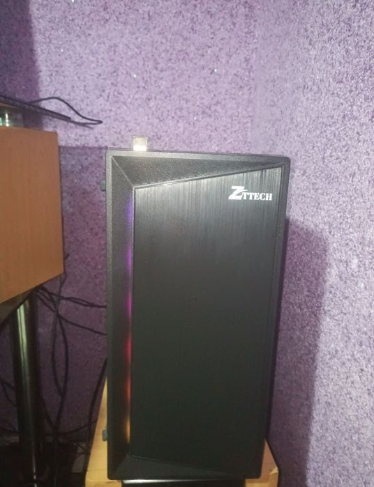 Igravoy Kompyuter Keys Srochna Sotiladi