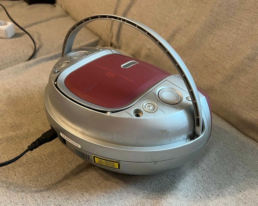 Radio CD Player Hoher RCD1937 cu USB si MP3 - Stare buna