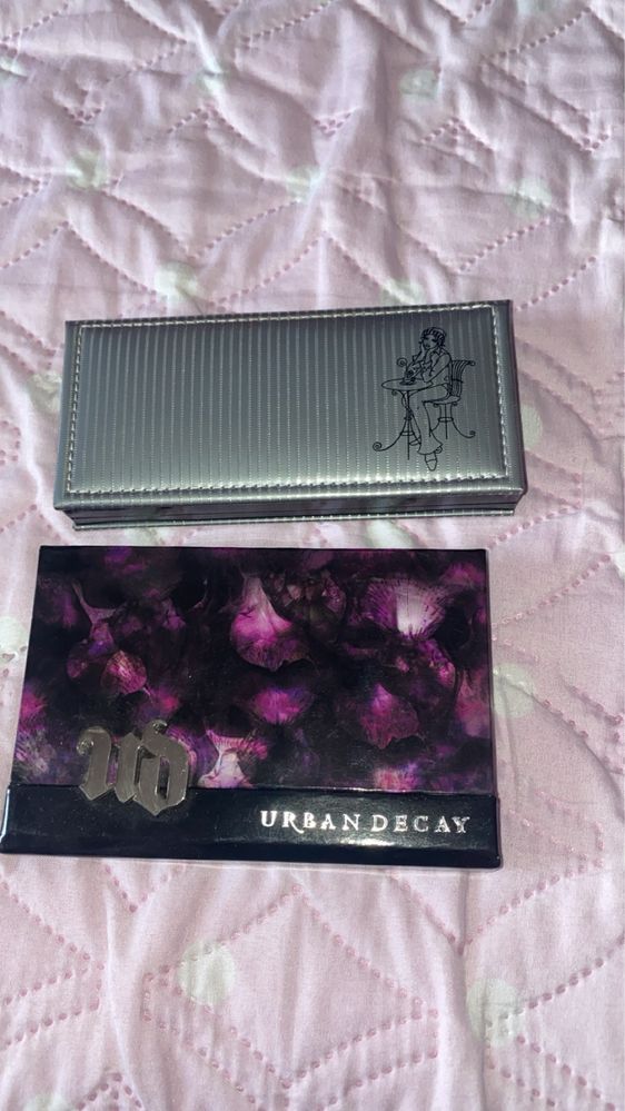 Vand paleta machiaj Urban Decay